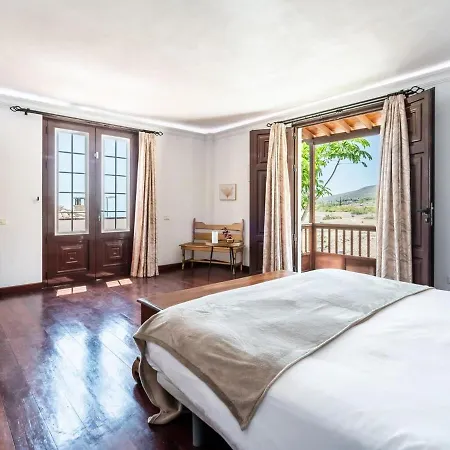 Vila La Rueda Heated Private Pool, Billiard & Bbq *