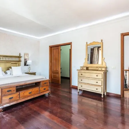 La Rueda Heated Private Pool, Billiard & Bbq Vila *