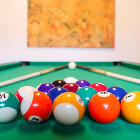 La Rueda Heated Private Pool, Billiard & Bbq *