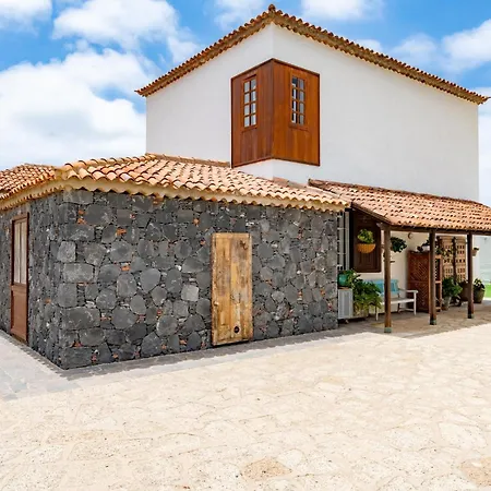 La Rueda Heated Private Pool, Billiard & Bbq * Costa Adeje (Tenerife)