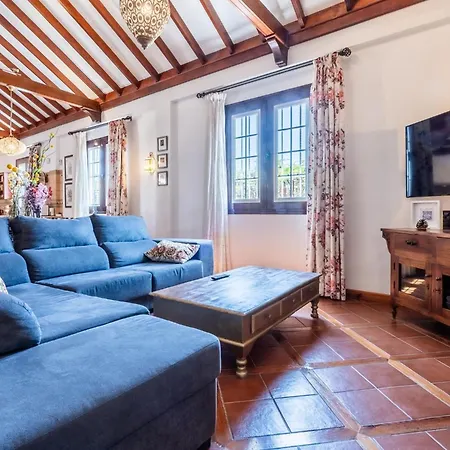 La Rueda Heated Private Pool, Billiard & Bbq * Costa Adeje (Tenerife)